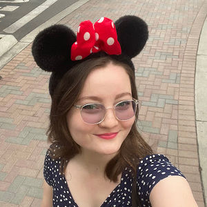 Meet your Posher, Alexandra